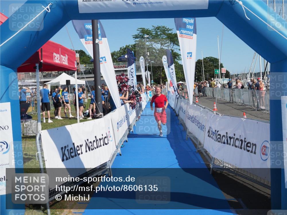 17.08.2025 - KN Förde Triathlon 2025 MichiJ http://msf.ph/oto/8606135 17.08.2025 12:22:43 Laufen 372 meine-sportfotos.de