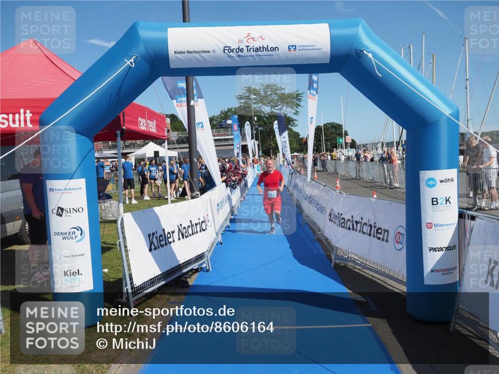 17.08.2025 - KN Förde Triathlon 2025 MichiJ http://msf.ph/oto/8606164 17.08.2025 12:22:44 Laufen 372 meine-sportfotos.de