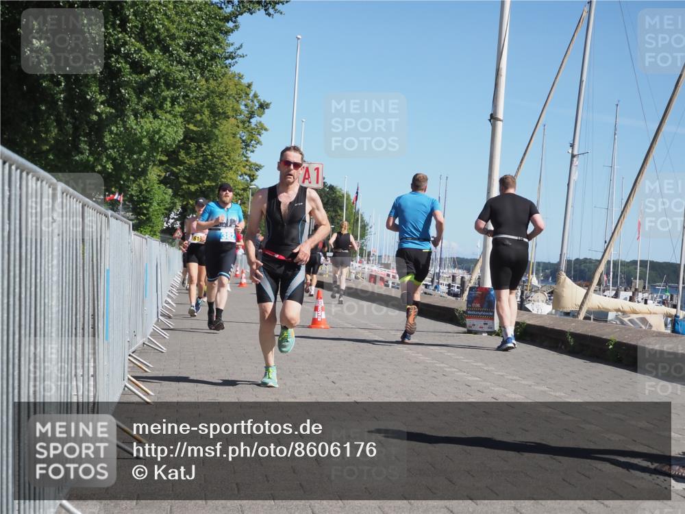 17.08.2025 - KN Förde Triathlon 2025 KatJ http://msf.ph/oto/8606176 17.08.2025 11:58:53 Laufen 296, 320, 382, 615, 643 meine-sportfotos.de