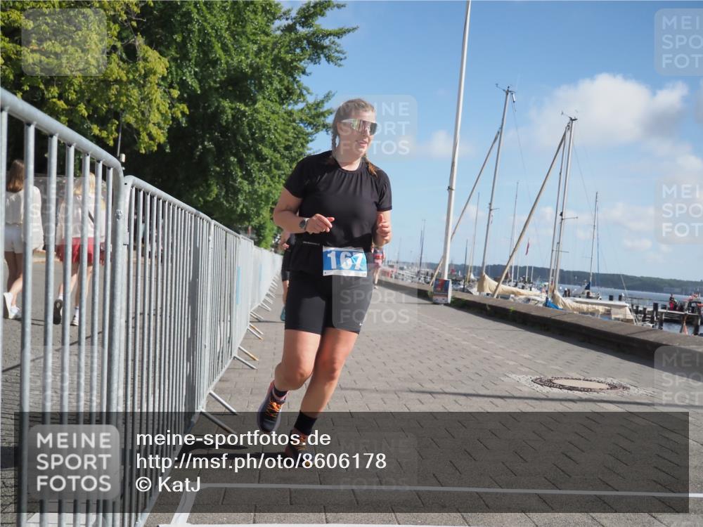17.08.2025 - KN Förde Triathlon 2025 KatJ http://msf.ph/oto/8606178 17.08.2025 10:30:56 Laufen 167, 185, 243 meine-sportfotos.de