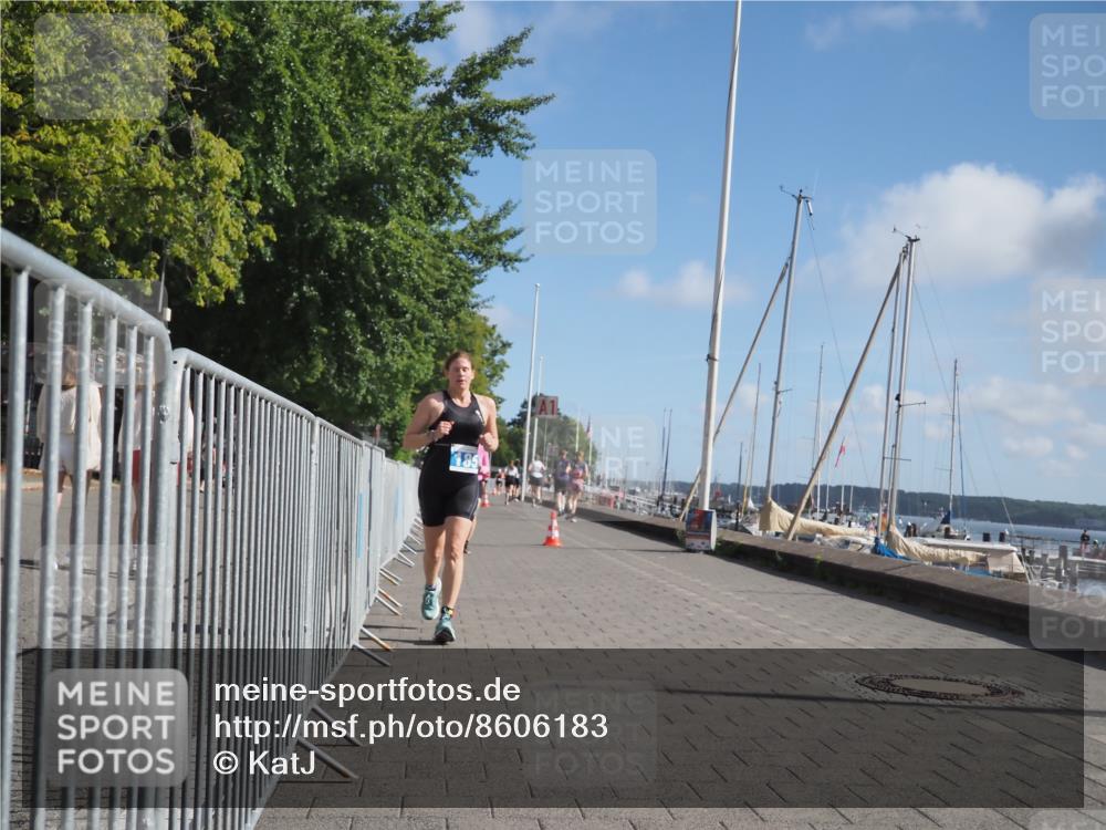 17.08.2025 - KN Förde Triathlon 2025 KatJ http://msf.ph/oto/8606183 17.08.2025 10:30:57 Laufen 167, 185, 243 meine-sportfotos.de