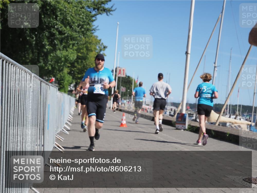 17.08.2025 - KN Förde Triathlon 2025 KatJ http://msf.ph/oto/8606213 17.08.2025 11:58:56 Laufen 296, 320, 349, 382, 615 meine-sportfotos.de