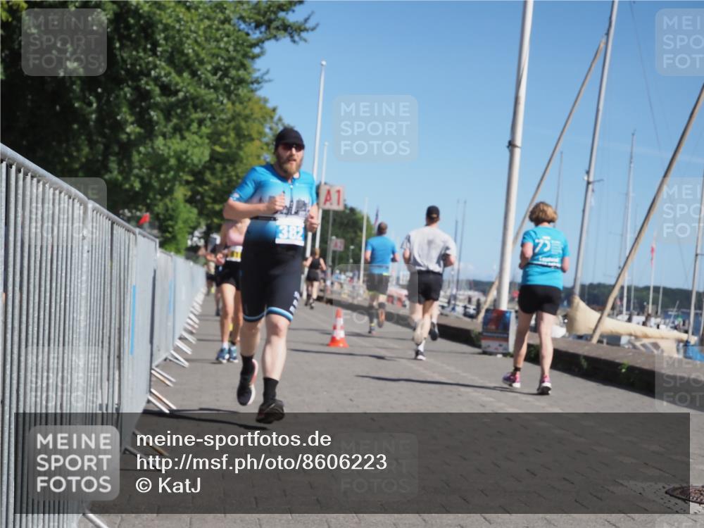 17.08.2025 - KN Förde Triathlon 2025 KatJ http://msf.ph/oto/8606223 17.08.2025 11:58:56 Laufen 296, 320, 349, 382, 615 meine-sportfotos.de
