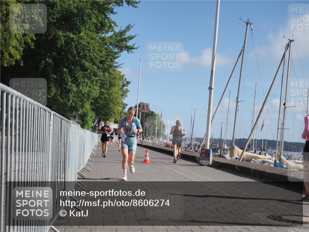 17.08.2025 - KN Förde Triathlon 2025 KatJ http://msf.ph/oto/8606274 17.08.2025 10:31:08 Laufen 216, 231 meine-sportfotos.de