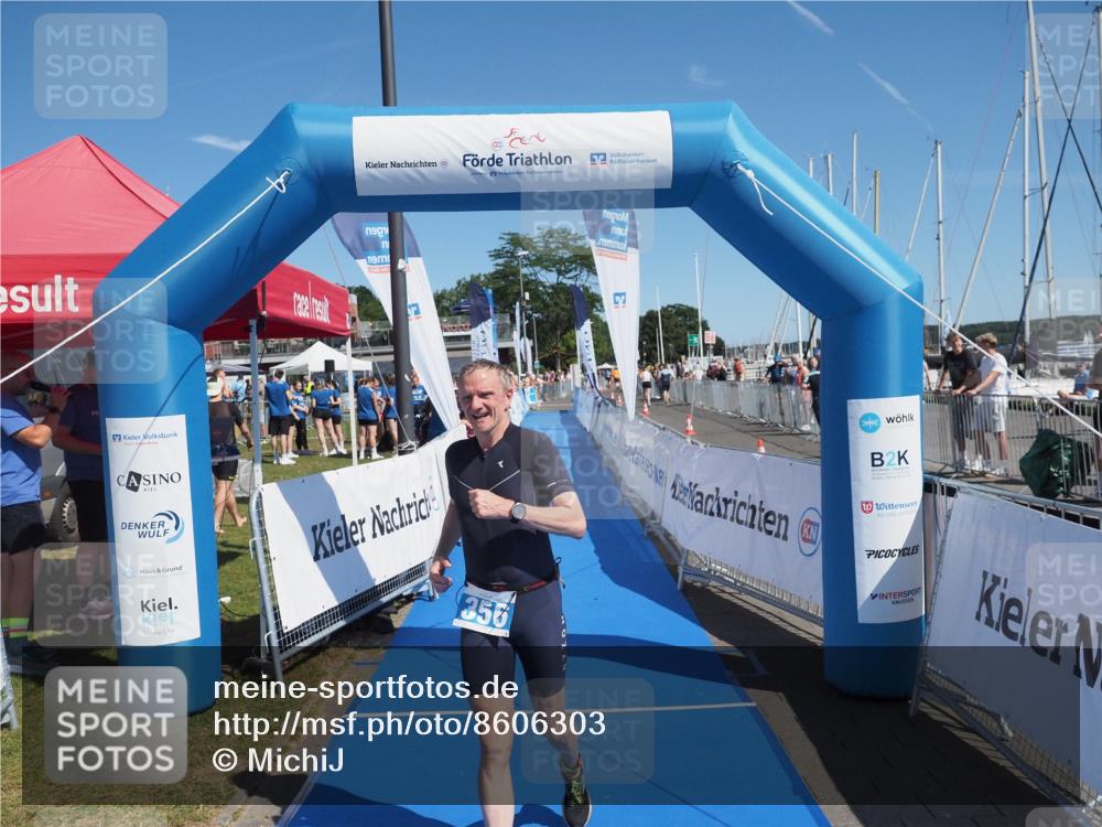 17.08.2025 - KN Förde Triathlon 2025 MichiJ http://msf.ph/oto/8606303 17.08.2025 12:22:59 Laufen 356 meine-sportfotos.de