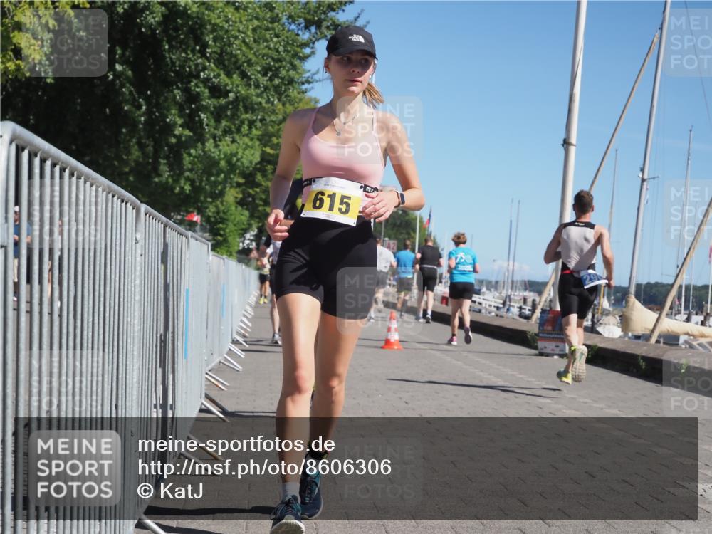 17.08.2025 - KN Förde Triathlon 2025 KatJ http://msf.ph/oto/8606306 17.08.2025 11:59:00 Laufen 320, 345, 349, 382, 608, 615, 621 meine-sportfotos.de