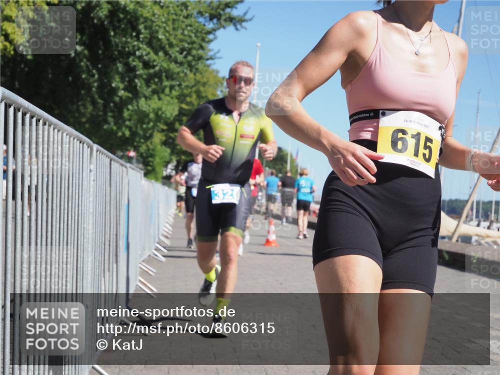 17.08.2025 - KN Förde Triathlon 2025 KatJ http://msf.ph/oto/8606315 17.08.2025 11:59:01 Laufen 320, 345, 349, 382, 608, 615, 621 meine-sportfotos.de