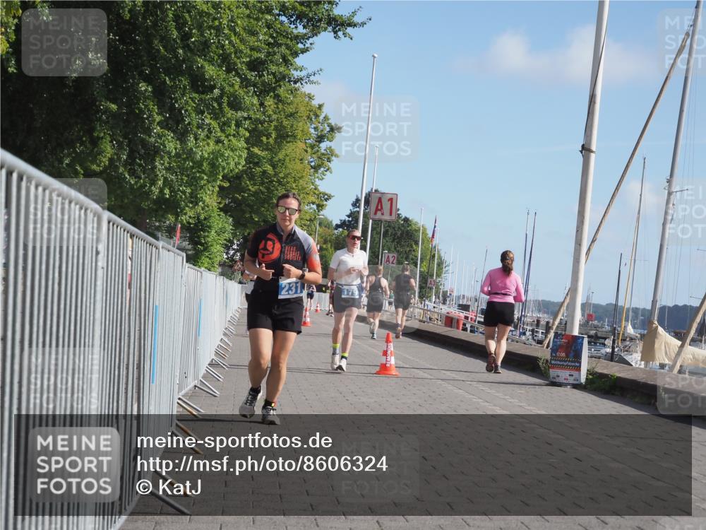 17.08.2025 - KN Förde Triathlon 2025 KatJ http://msf.ph/oto/8606324 17.08.2025 10:31:13 Laufen 179, 231 meine-sportfotos.de