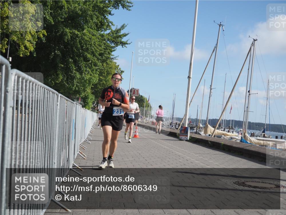 17.08.2025 - KN Förde Triathlon 2025 KatJ http://msf.ph/oto/8606349 17.08.2025 10:31:14 Laufen 139, 179, 231 meine-sportfotos.de