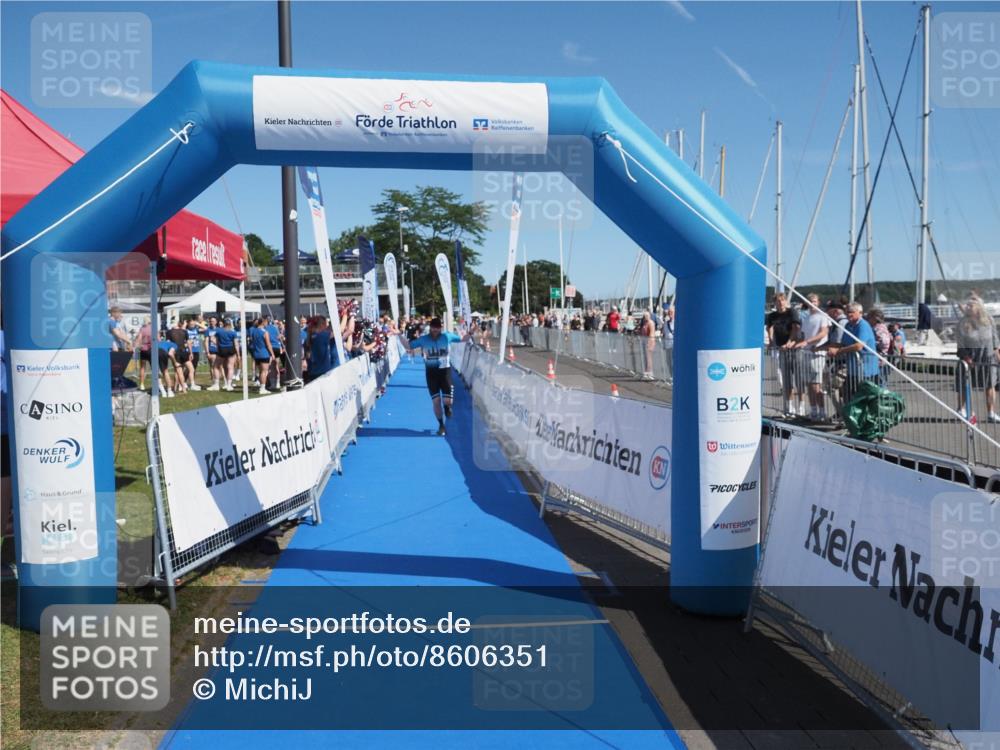 17.08.2025 - KN Förde Triathlon 2025 MichiJ http://msf.ph/oto/8606351 17.08.2025 12:23:17 Laufen 382 meine-sportfotos.de