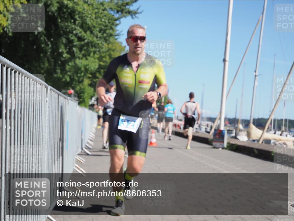 17.08.2025 - KN Förde Triathlon 2025 KatJ http://msf.ph/oto/8606353 17.08.2025 11:59:01 Laufen 320, 345, 349, 382, 608, 615, 621 meine-sportfotos.de