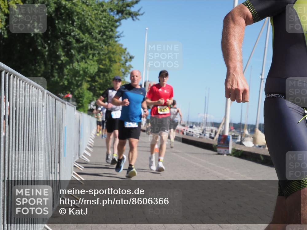 17.08.2025 - KN Förde Triathlon 2025 KatJ http://msf.ph/oto/8606366 17.08.2025 11:59:03 Laufen 320, 345, 349, 361, 608, 615, 621 meine-sportfotos.de