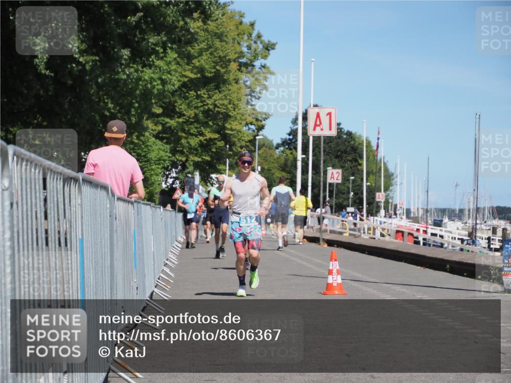 17.08.2025 - KN Förde Triathlon 2025 KatJ http://msf.ph/oto/8606367 17.08.2025 13:50:15 Laufen 470, 512 meine-sportfotos.de