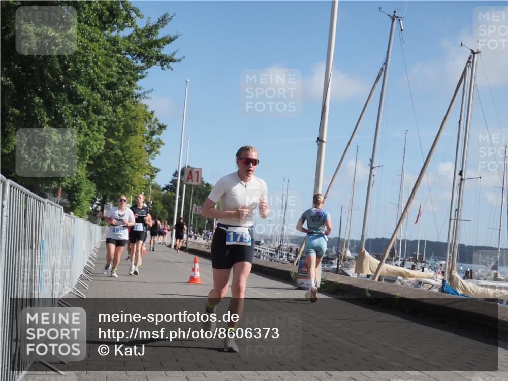 17.08.2025 - KN Förde Triathlon 2025 KatJ http://msf.ph/oto/8606373 17.08.2025 10:31:17 Laufen 139, 140, 179, 231, 250 meine-sportfotos.de