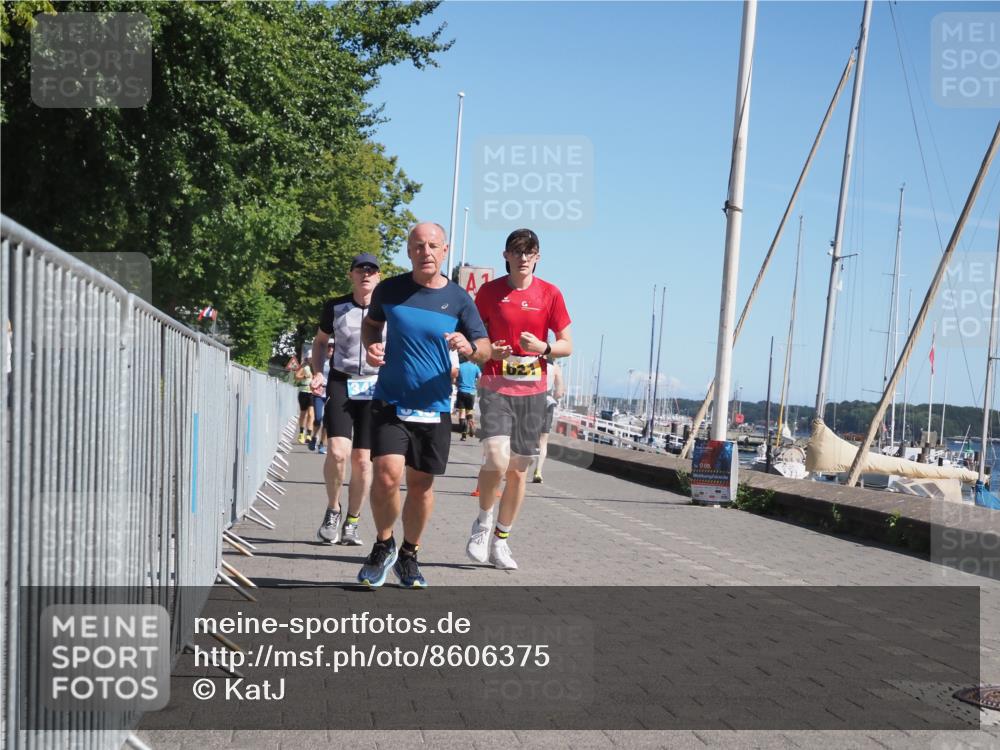 17.08.2025 - KN Förde Triathlon 2025 KatJ http://msf.ph/oto/8606375 17.08.2025 11:59:03 Laufen 320, 345, 349, 361, 608, 615, 621 meine-sportfotos.de