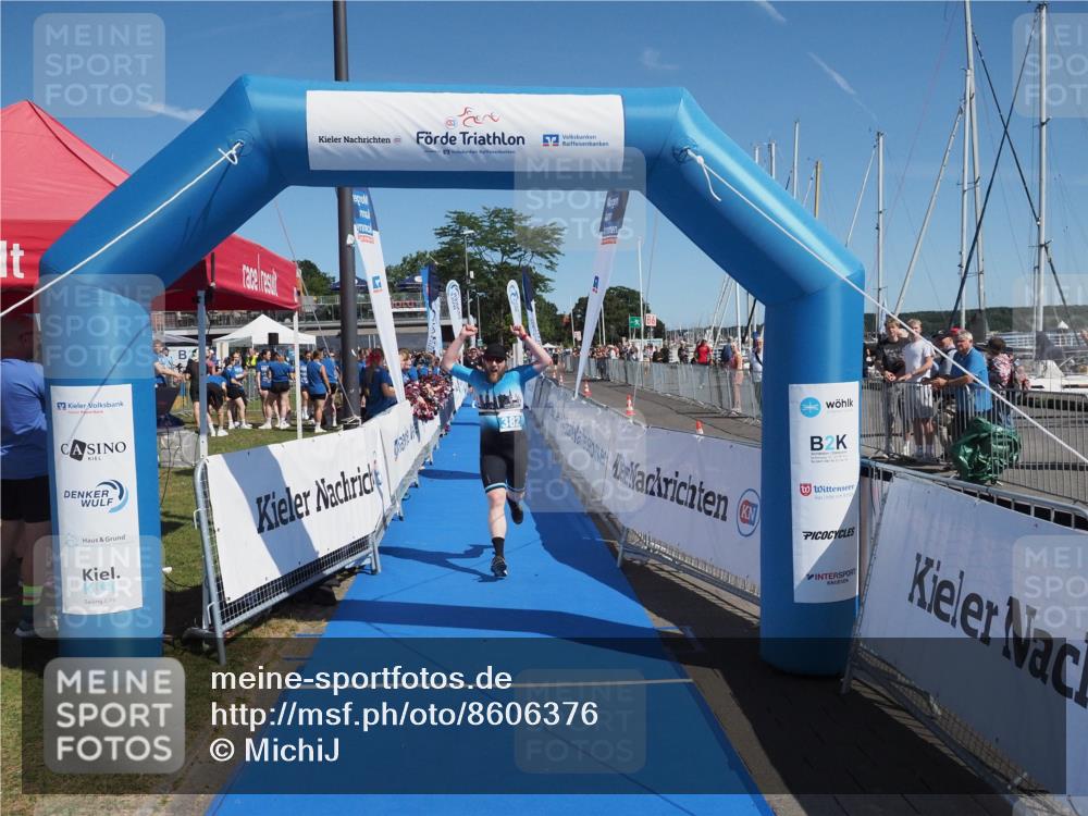 17.08.2025 - KN Förde Triathlon 2025 MichiJ http://msf.ph/oto/8606376 17.08.2025 12:23:18 Laufen 382 meine-sportfotos.de