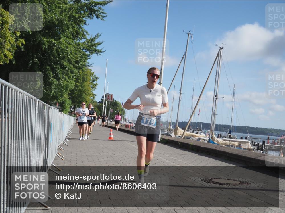 17.08.2025 - KN Förde Triathlon 2025 KatJ http://msf.ph/oto/8606403 17.08.2025 10:31:18 Laufen 139, 140, 179, 231, 250 meine-sportfotos.de