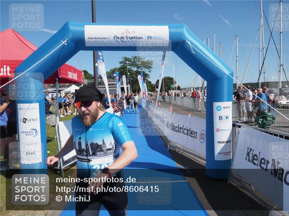 17.08.2025 - KN Förde Triathlon 2025 MichiJ http://msf.ph/oto/8606415 17.08.2025 12:23:19 Laufen 382 meine-sportfotos.de