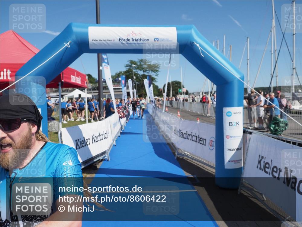 17.08.2025 - KN Förde Triathlon 2025 MichiJ http://msf.ph/oto/8606422 17.08.2025 12:23:20 Laufen 382, 613 meine-sportfotos.de