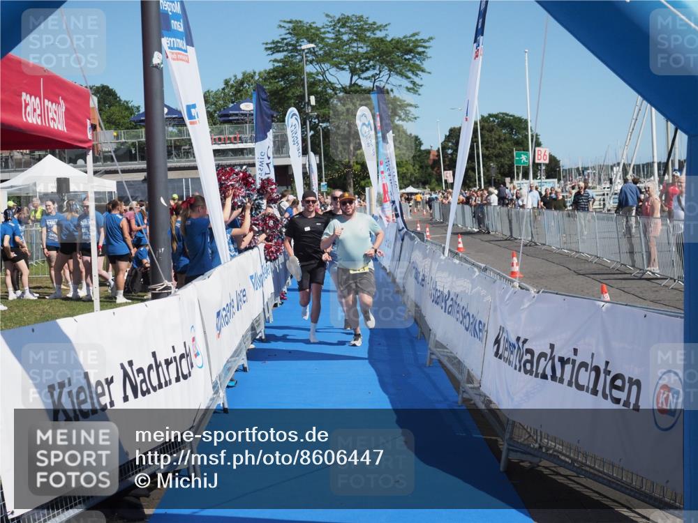 17.08.2025 - KN Förde Triathlon 2025 MichiJ http://msf.ph/oto/8606447 17.08.2025 12:23:22 Laufen 382, 613 meine-sportfotos.de