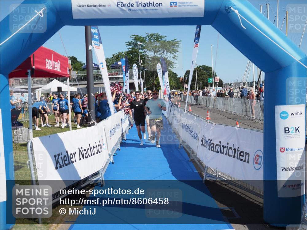 17.08.2025 - KN Förde Triathlon 2025 MichiJ http://msf.ph/oto/8606458 17.08.2025 12:23:22 Laufen 382, 613 meine-sportfotos.de
