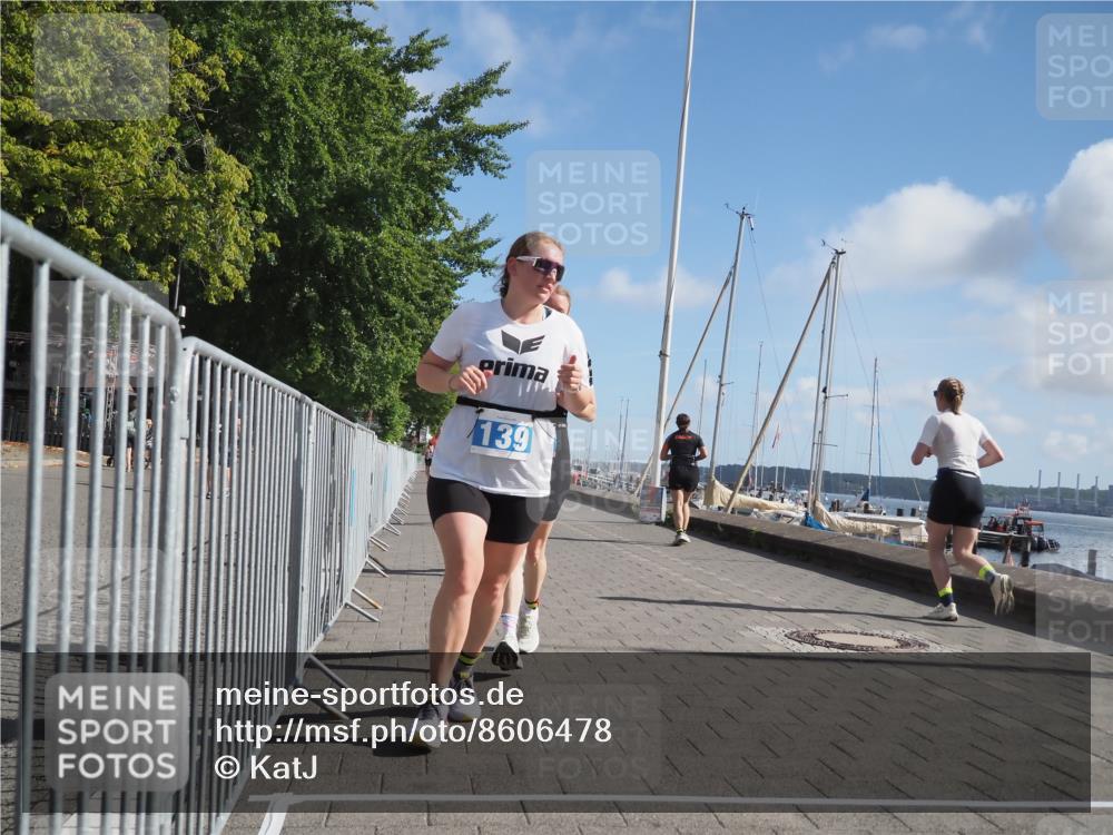 17.08.2025 - KN Förde Triathlon 2025 KatJ http://msf.ph/oto/8606478 17.08.2025 10:31:24 Laufen 135, 139, 140, 250 meine-sportfotos.de