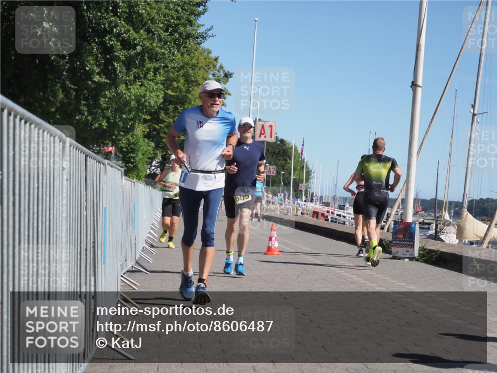 17.08.2025 - KN Förde Triathlon 2025 KatJ http://msf.ph/oto/8606487 17.08.2025 11:59:10 Laufen 361, 605, 608, 620 meine-sportfotos.de