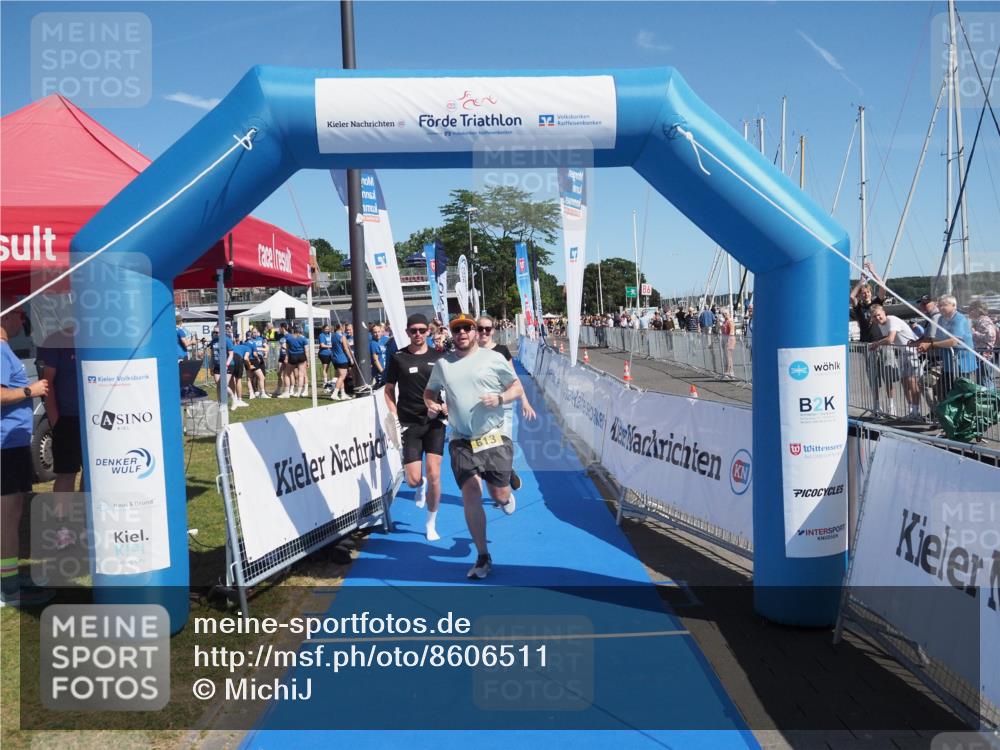 17.08.2025 - KN Förde Triathlon 2025 MichiJ http://msf.ph/oto/8606511 17.08.2025 12:23:24 Laufen 382, 613 meine-sportfotos.de