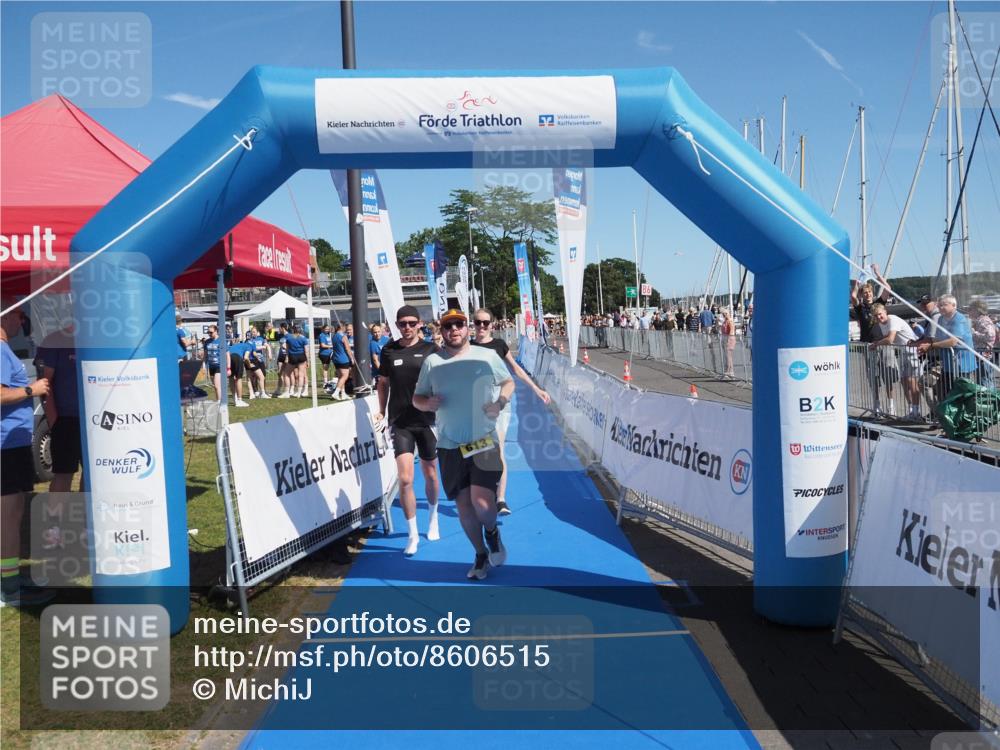 17.08.2025 - KN Förde Triathlon 2025 MichiJ http://msf.ph/oto/8606515 17.08.2025 12:23:24 Laufen 382, 613 meine-sportfotos.de