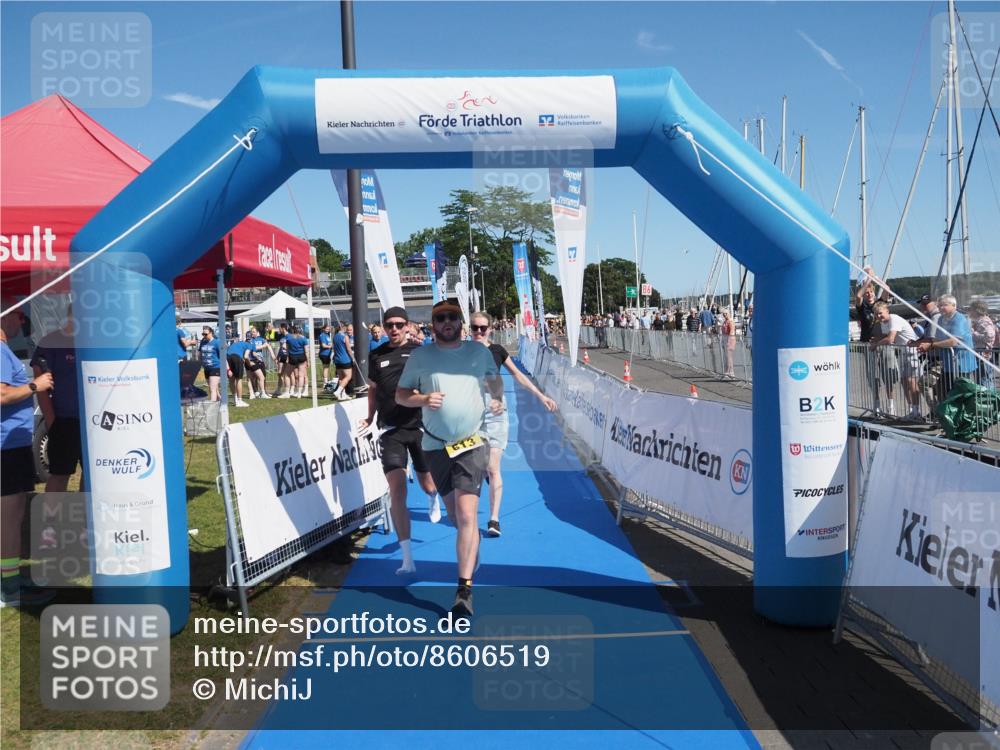 17.08.2025 - KN Förde Triathlon 2025 MichiJ http://msf.ph/oto/8606519 17.08.2025 12:23:24 Laufen 382, 613 meine-sportfotos.de