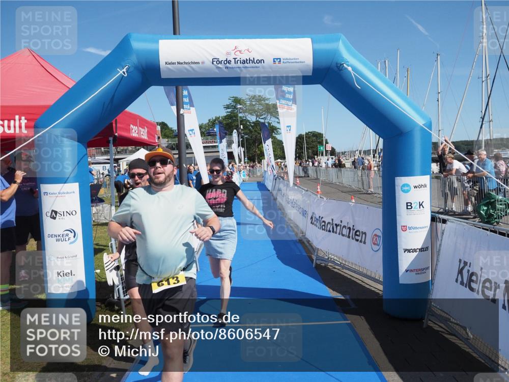 17.08.2025 - KN Förde Triathlon 2025 MichiJ http://msf.ph/oto/8606547 17.08.2025 12:23:25 Laufen 613 meine-sportfotos.de