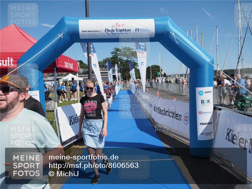 17.08.2025 - KN Förde Triathlon 2025 MichiJ http://msf.ph/oto/8606563 17.08.2025 12:23:25 Laufen 613 meine-sportfotos.de