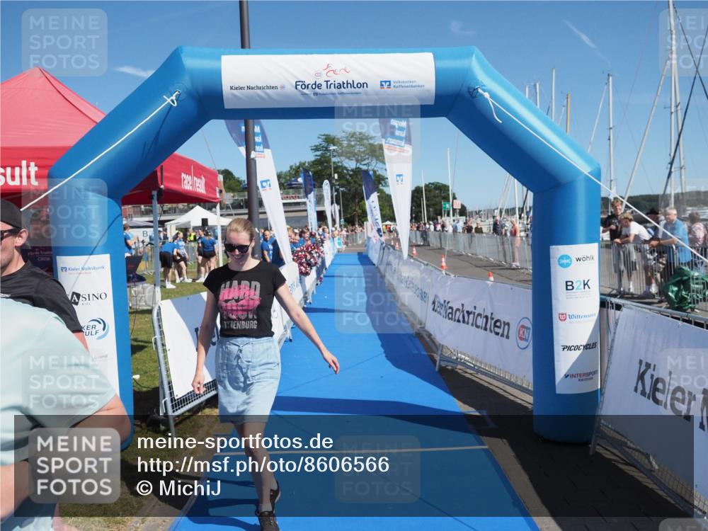 17.08.2025 - KN Förde Triathlon 2025 MichiJ http://msf.ph/oto/8606566 17.08.2025 12:23:25 Laufen 613 meine-sportfotos.de
