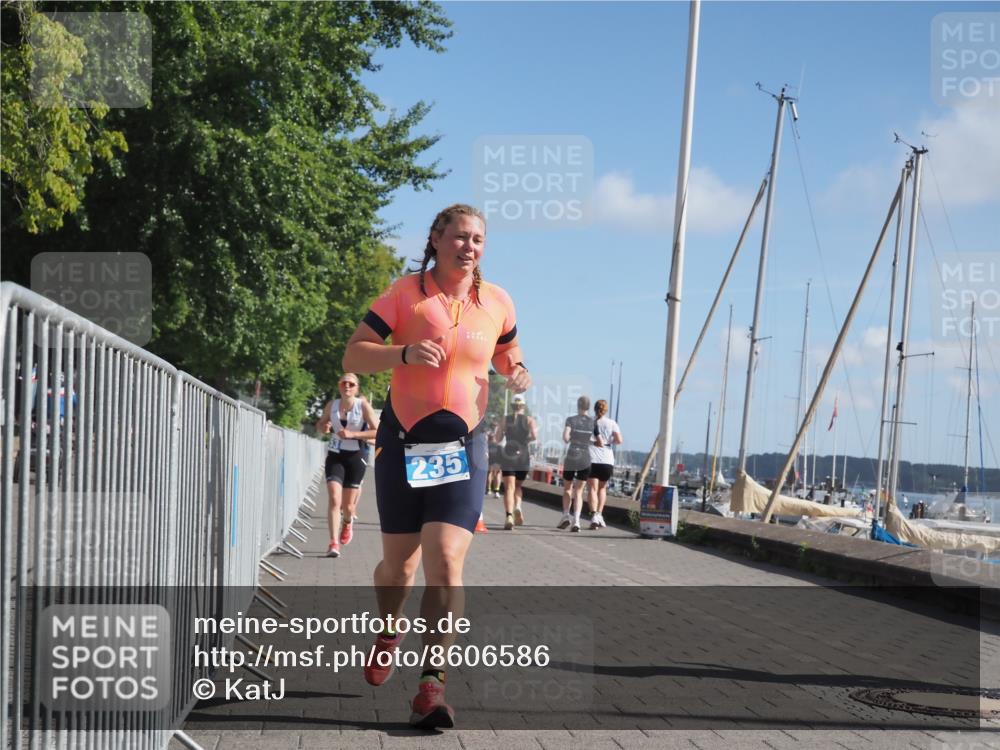 17.08.2025 - KN Förde Triathlon 2025 KatJ http://msf.ph/oto/8606586 17.08.2025 10:31:34 Laufen 111, 153, 235 meine-sportfotos.de