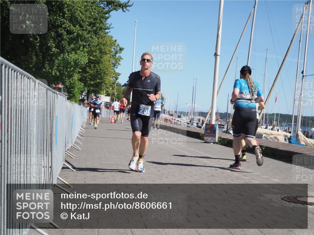 17.08.2025 - KN Förde Triathlon 2025 KatJ http://msf.ph/oto/8606661 17.08.2025 11:59:23 Laufen 280, 285, 307 meine-sportfotos.de