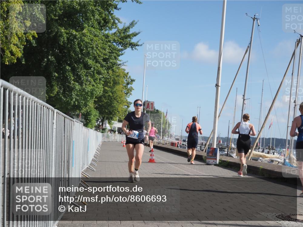 17.08.2025 - KN Förde Triathlon 2025 KatJ http://msf.ph/oto/8606693 17.08.2025 10:31:44 Laufen 202 meine-sportfotos.de