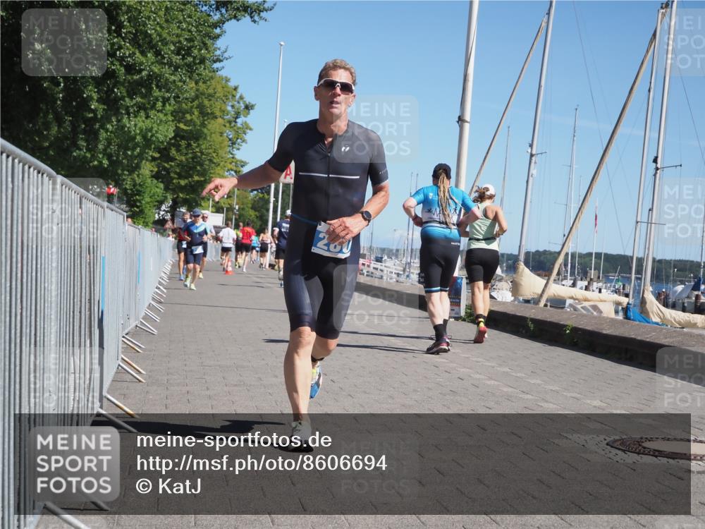 17.08.2025 - KN Förde Triathlon 2025 KatJ http://msf.ph/oto/8606694 17.08.2025 11:59:24 Laufen 280, 285, 307 meine-sportfotos.de