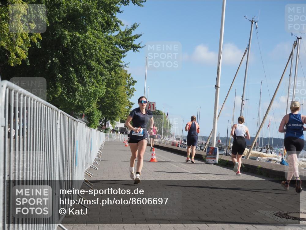 17.08.2025 - KN Förde Triathlon 2025 KatJ http://msf.ph/oto/8606697 17.08.2025 10:31:44 Laufen 202 meine-sportfotos.de