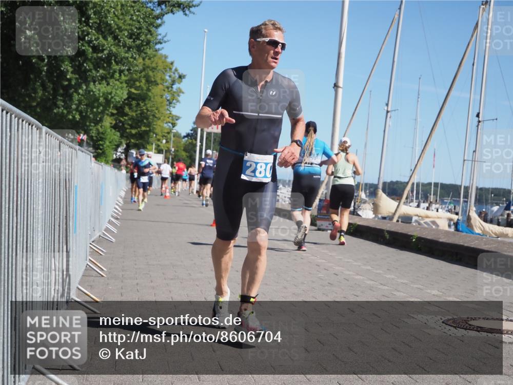 17.08.2025 - KN Förde Triathlon 2025 KatJ http://msf.ph/oto/8606704 17.08.2025 11:59:24 Laufen 280, 285, 307 meine-sportfotos.de