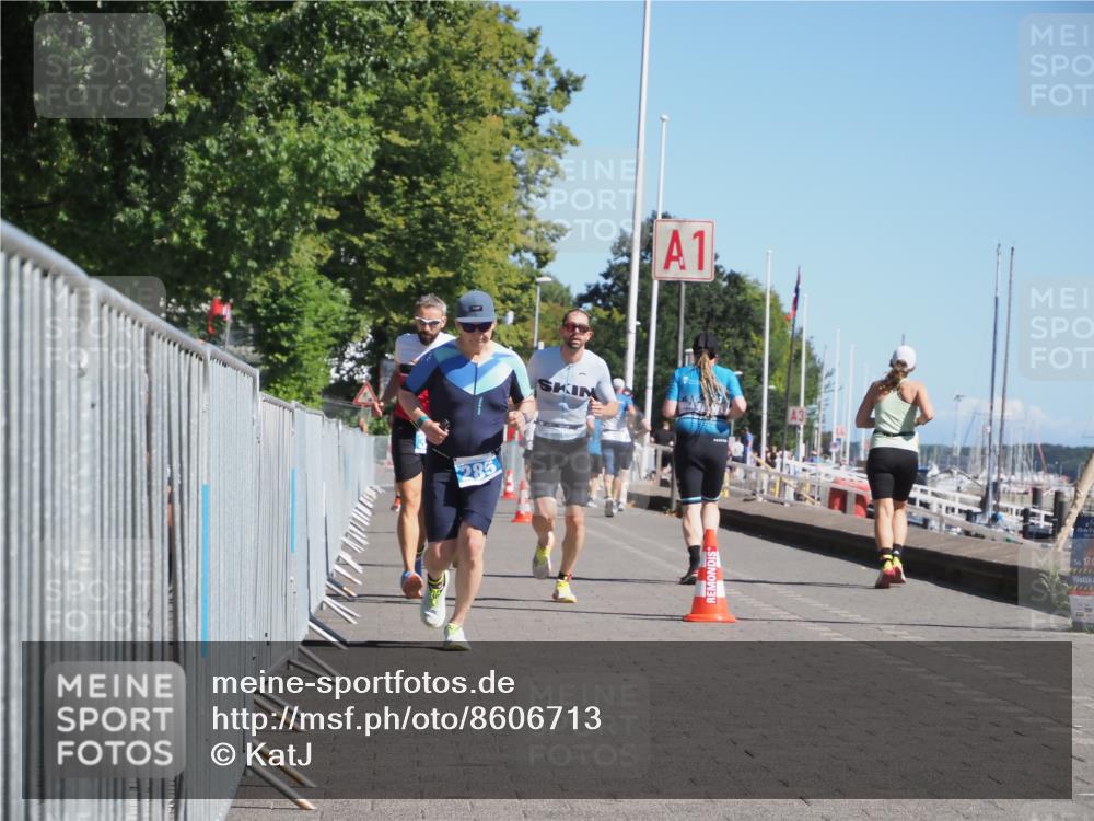 17.08.2025 - KN Förde Triathlon 2025 KatJ http://msf.ph/oto/8606713 17.08.2025 11:59:28 Laufen 285, 306, 307, 321 meine-sportfotos.de