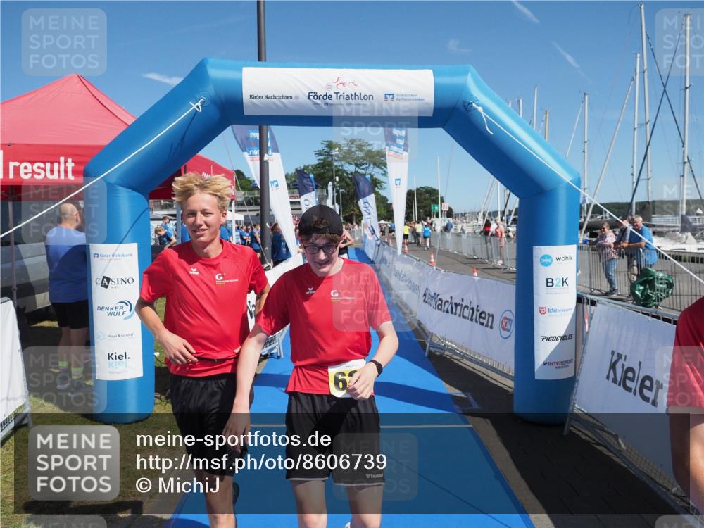 17.08.2025 - KN Förde Triathlon 2025 MichiJ http://msf.ph/oto/8606739 17.08.2025 12:23:50 Laufen 368, 621 meine-sportfotos.de