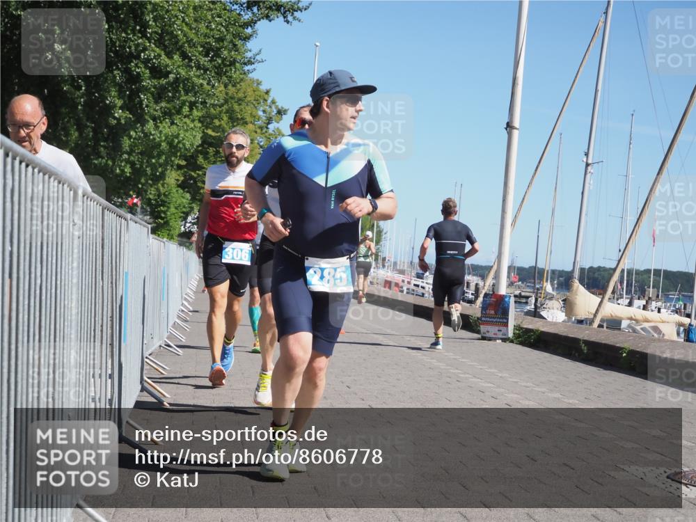 17.08.2025 - KN Förde Triathlon 2025 KatJ http://msf.ph/oto/8606778 17.08.2025 11:59:32 Laufen 285, 306, 307, 321, 642 meine-sportfotos.de