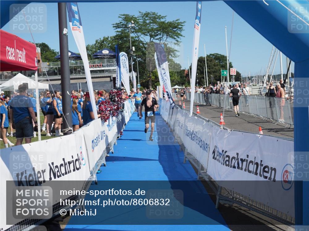 17.08.2025 - KN Förde Triathlon 2025 MichiJ http://msf.ph/oto/8606832 17.08.2025 12:24:38 Laufen 354 meine-sportfotos.de