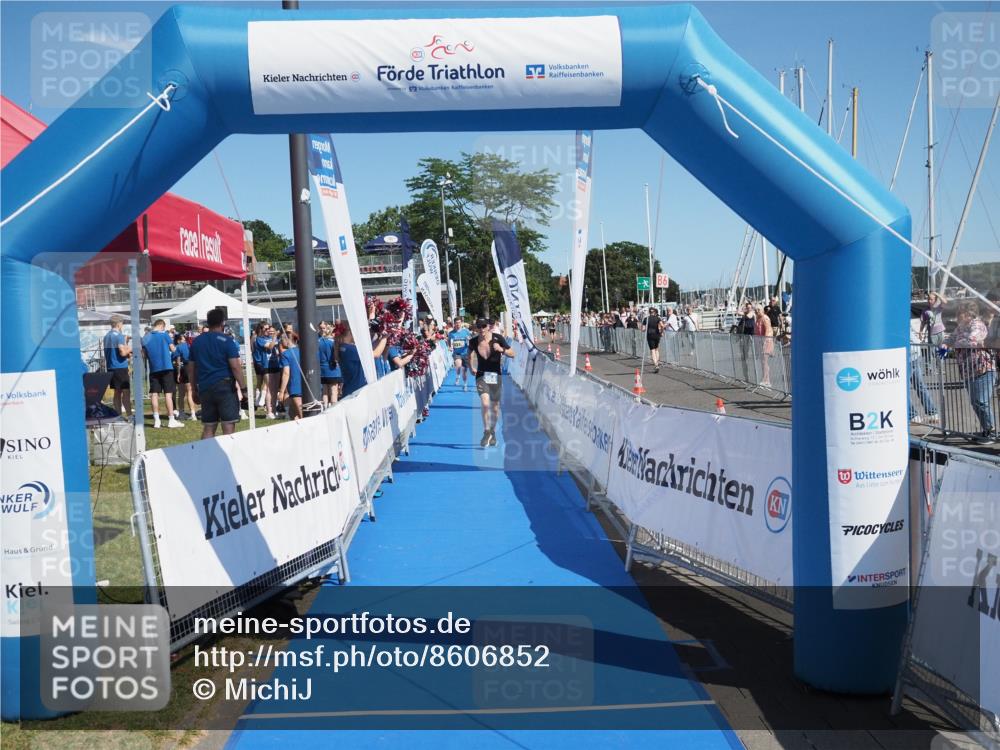 17.08.2025 - KN Förde Triathlon 2025 MichiJ http://msf.ph/oto/8606852 17.08.2025 12:24:39 Laufen 354 meine-sportfotos.de