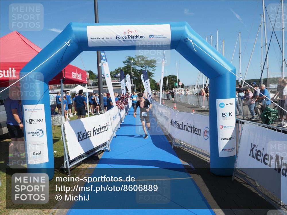 17.08.2025 - KN Förde Triathlon 2025 MichiJ http://msf.ph/oto/8606889 17.08.2025 12:24:41 Laufen 354, 631 meine-sportfotos.de