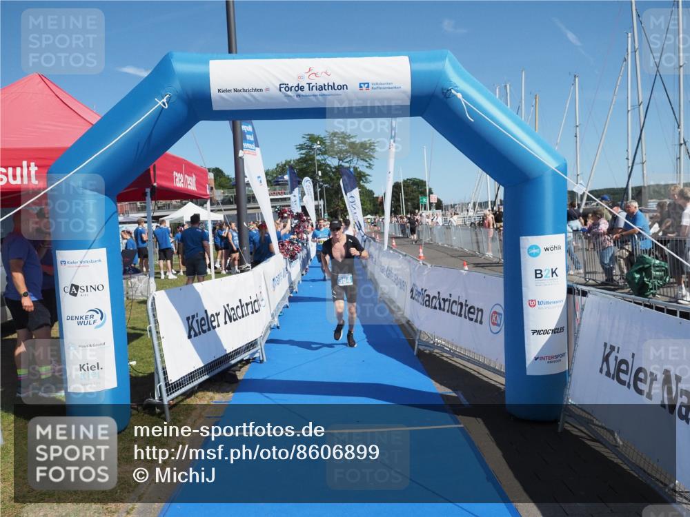 17.08.2025 - KN Förde Triathlon 2025 MichiJ http://msf.ph/oto/8606899 17.08.2025 12:24:41 Laufen 354, 631 meine-sportfotos.de