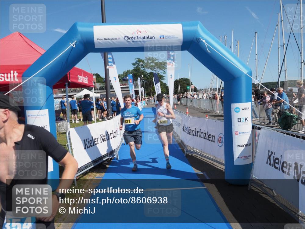 17.08.2025 - KN Förde Triathlon 2025 MichiJ http://msf.ph/oto/8606938 17.08.2025 12:24:44 Laufen 354, 631 meine-sportfotos.de