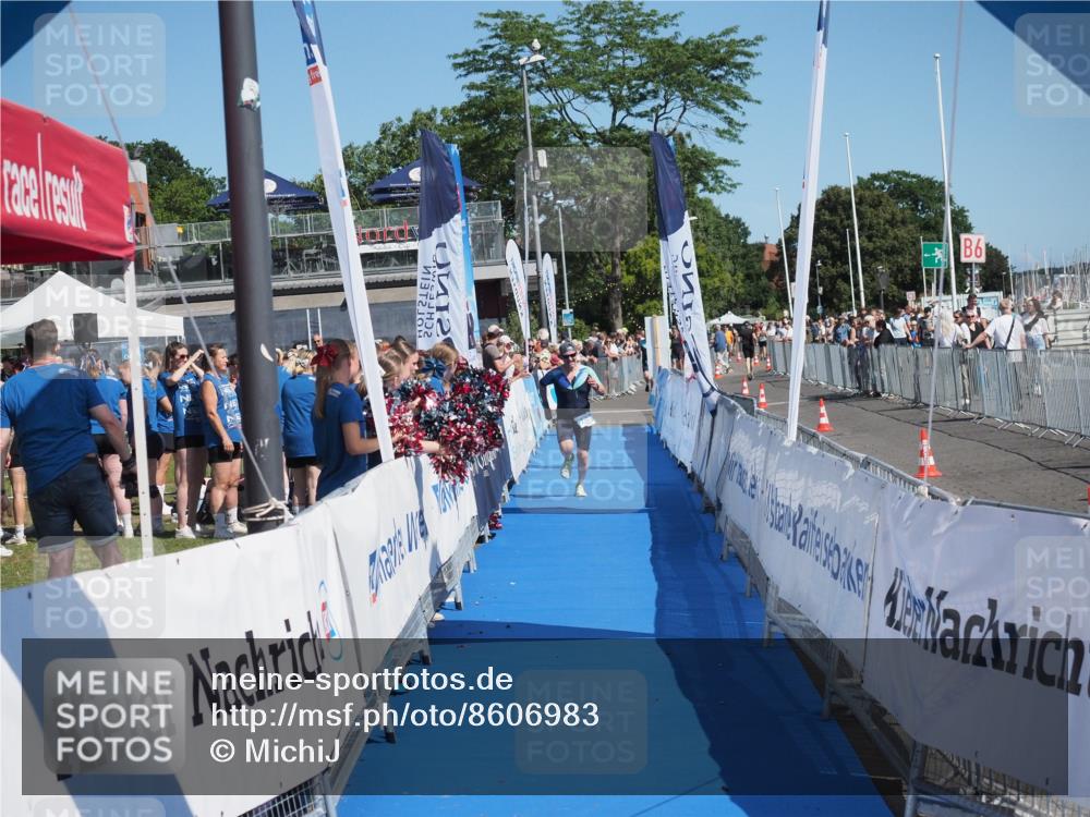 17.08.2025 - KN Förde Triathlon 2025 MichiJ http://msf.ph/oto/8606983 17.08.2025 12:24:54 Laufen 285 meine-sportfotos.de