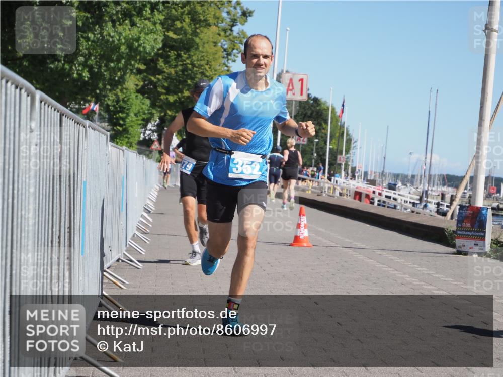 17.08.2025 - KN Förde Triathlon 2025 KatJ http://msf.ph/oto/8606997 17.08.2025 11:59:51 Laufen 271, 279, 352, 387 meine-sportfotos.de