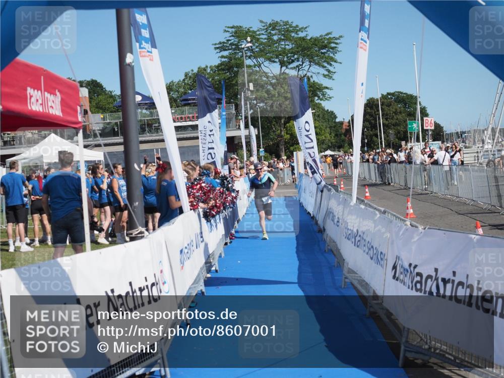 17.08.2025 - KN Förde Triathlon 2025 MichiJ http://msf.ph/oto/8607001 17.08.2025 12:24:55 Laufen 285 meine-sportfotos.de
